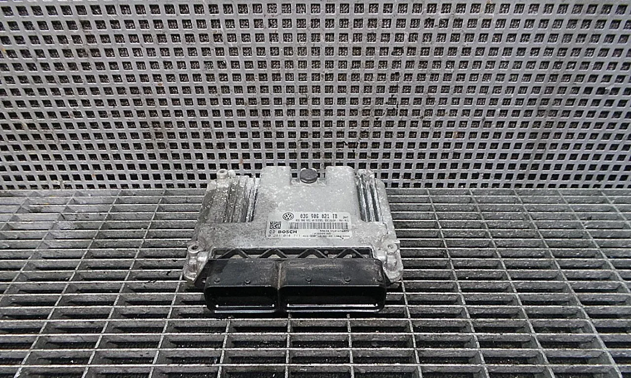 CALCULATOR MOTOR SKODA OCTAVIA II 2004-2013