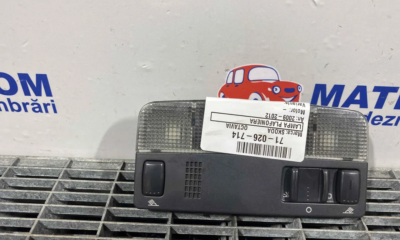 LAMPA PLAFONIERA SKODA OCTAVIA II 2004-2013