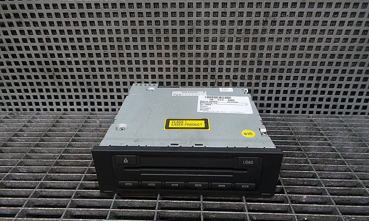 MAGAZIE CD SKODA OCTAVIA II 2004-2013