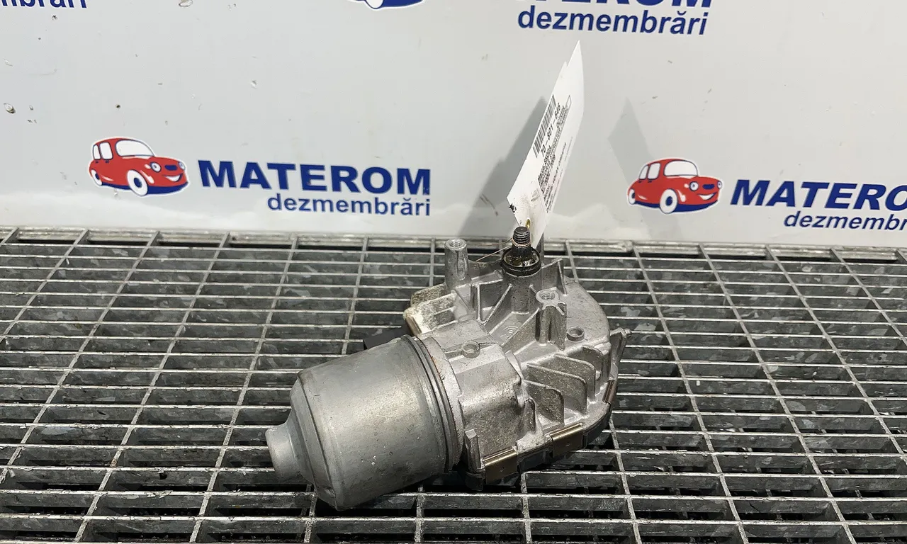 MOTORAS STERGATOR PARBRIZ SKODA OCTAVIA II 2004-2013
