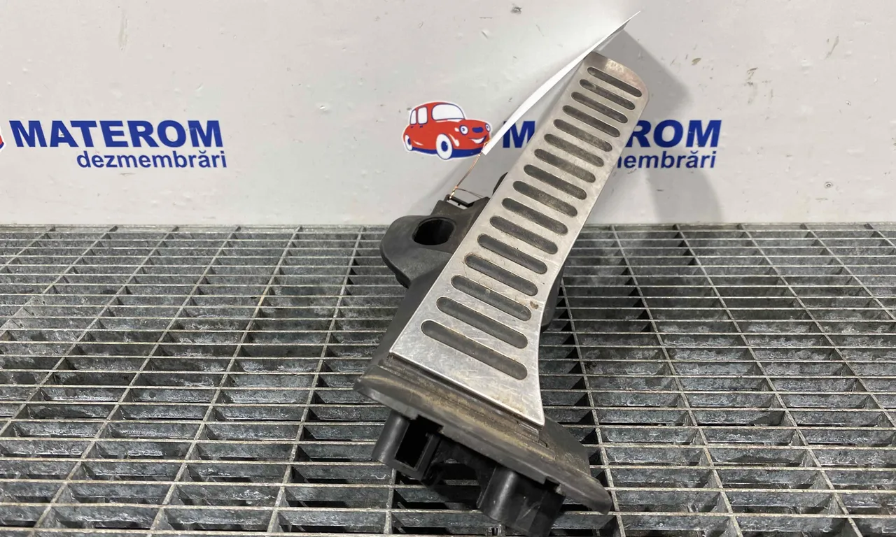 PEDALA ACCELERATIE SKODA OCTAVIA II 2004-2013