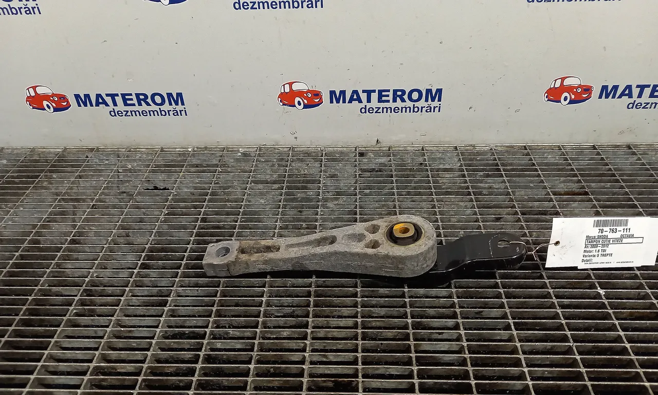 TAMPON CUTIE VITEZE SKODA OCTAVIA II 2004-2013