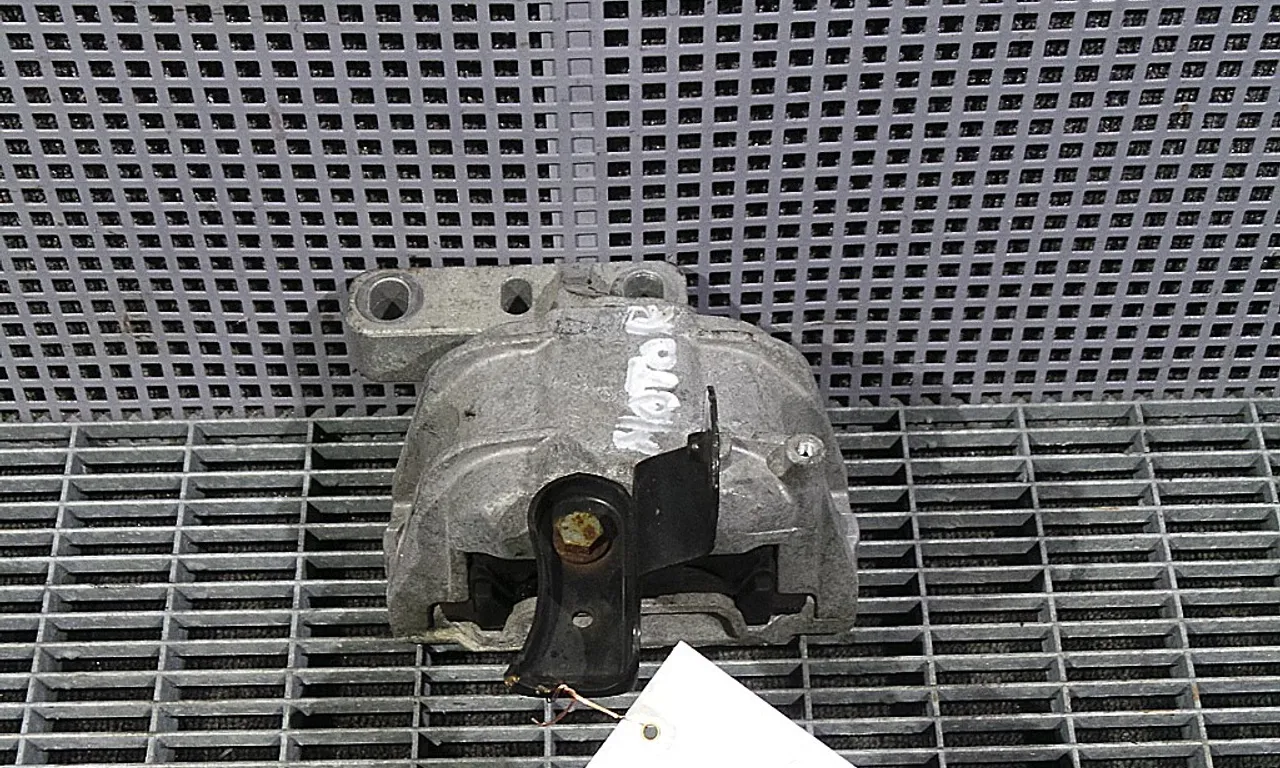 TAMPON MOTOR SKODA OCTAVIA II 2004-2013