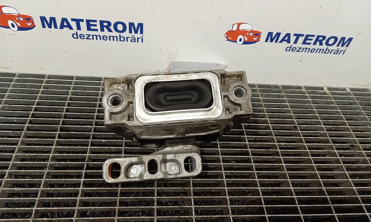 TAMPON MOTOR SKODA OCTAVIA II 2004-2013