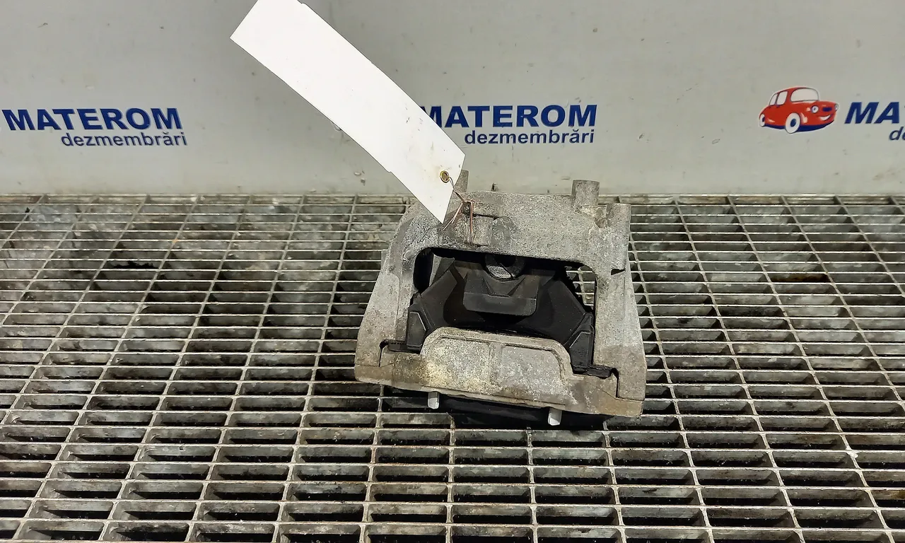 TAMPON MOTOR SKODA OCTAVIA II 2004-2013