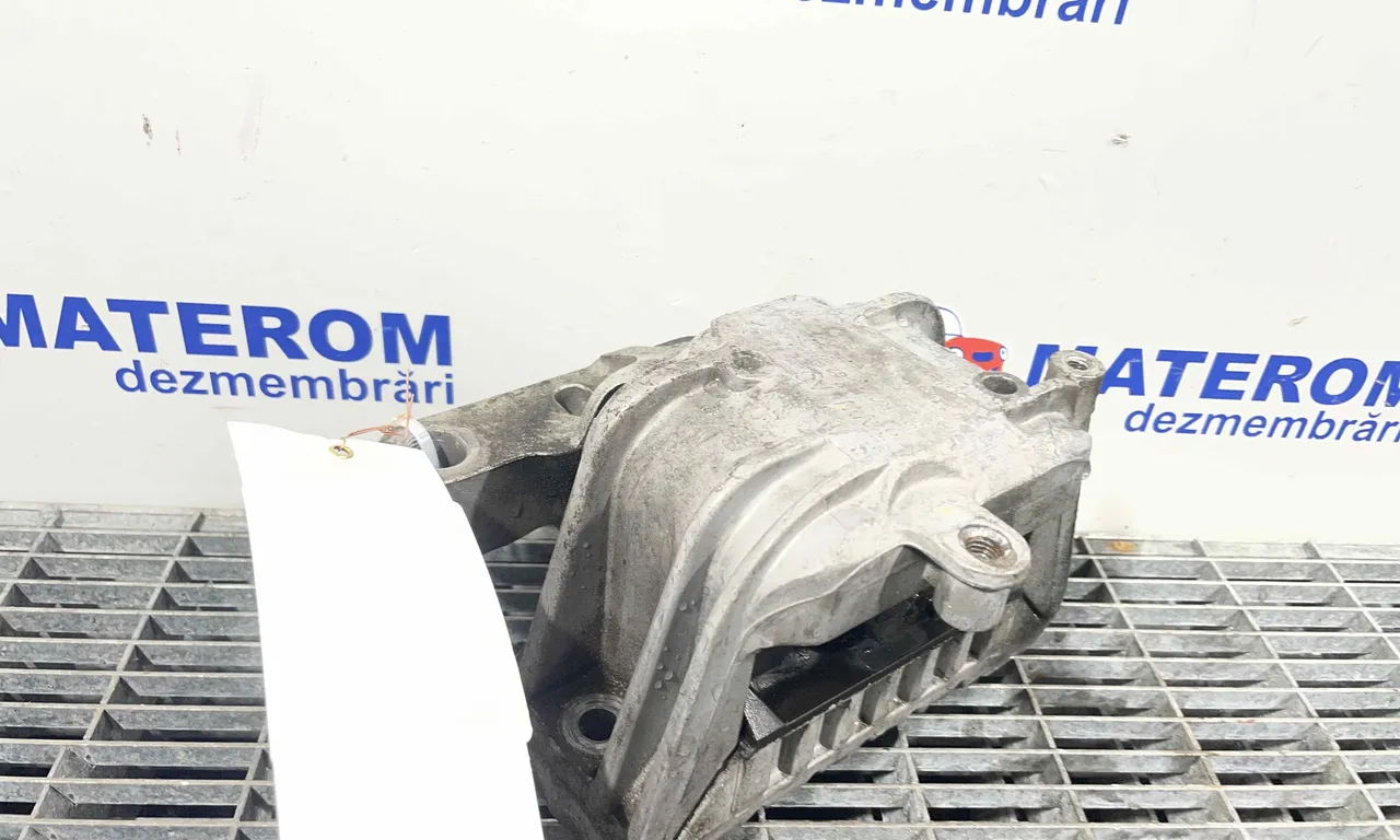 TAMPON MOTOR SKODA OCTAVIA II 2004-2013