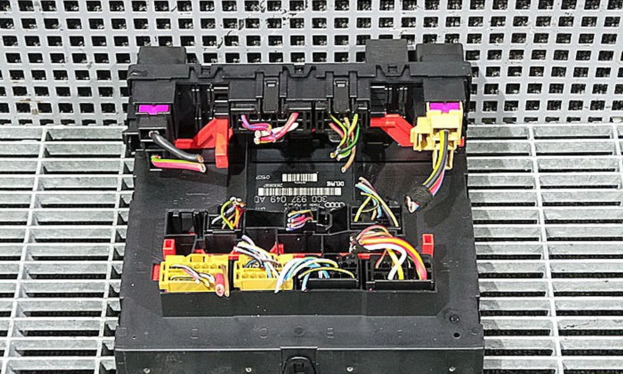 MODUL CONFORT SKODA OCTAVIA II 2004-2013