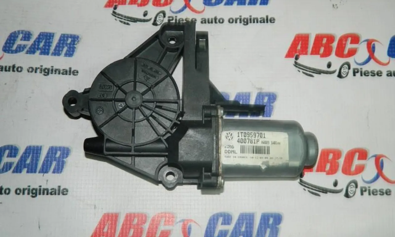 Motoras macara usa dreapta fata SKODA OCTAVIA II 2004-2013