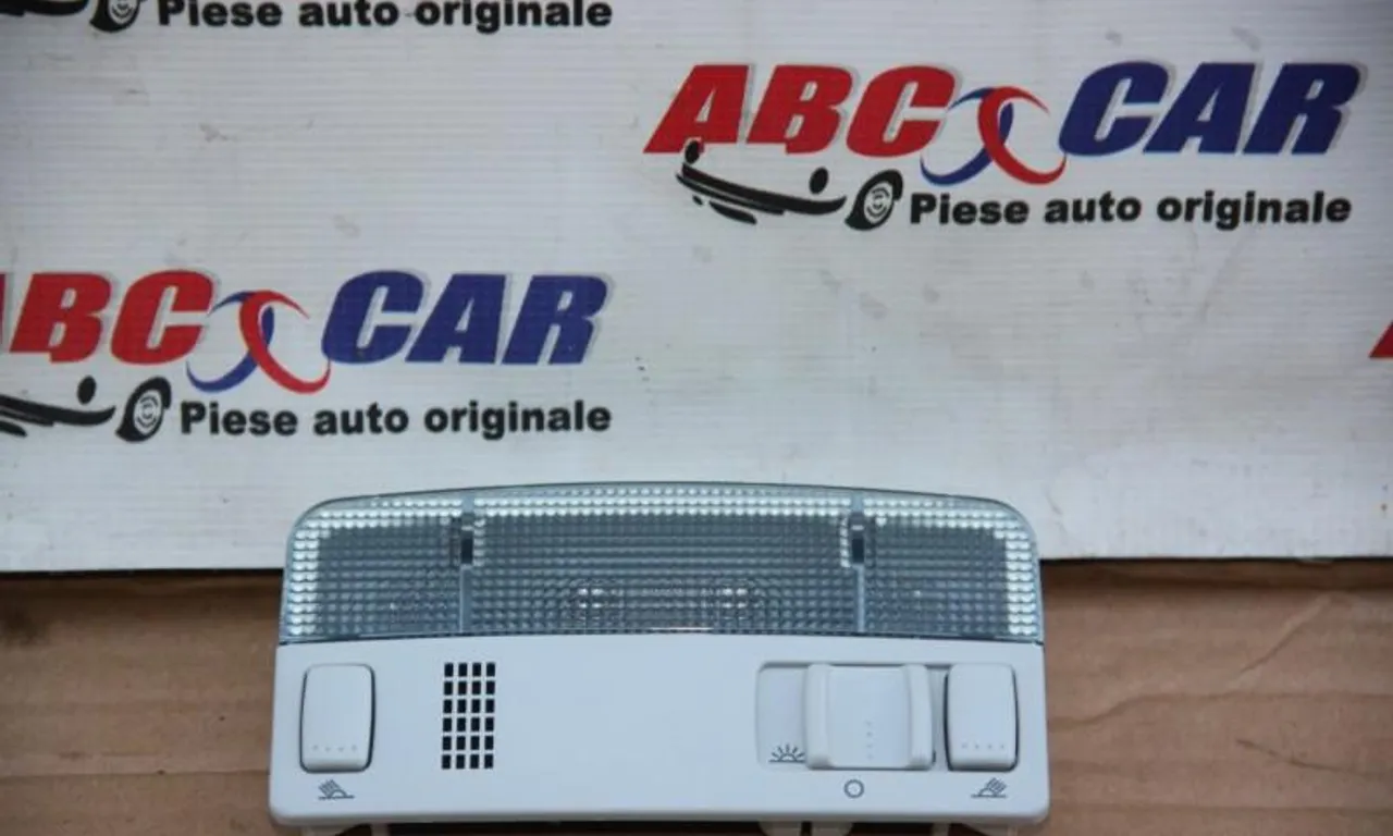 Plafoniera SKODA OCTAVIA II 2004-2013