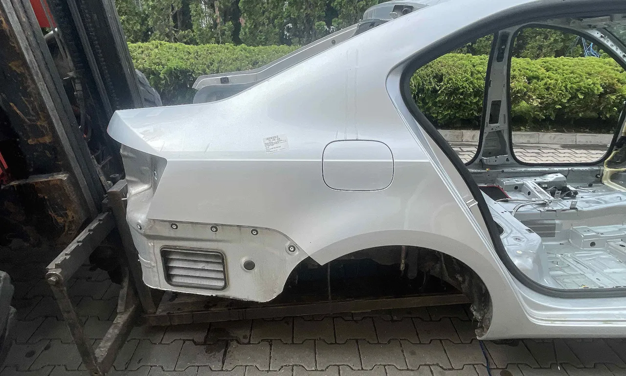 ARIPA SPATE DREAPTA SKODA OCTAVIA III 2012-2021