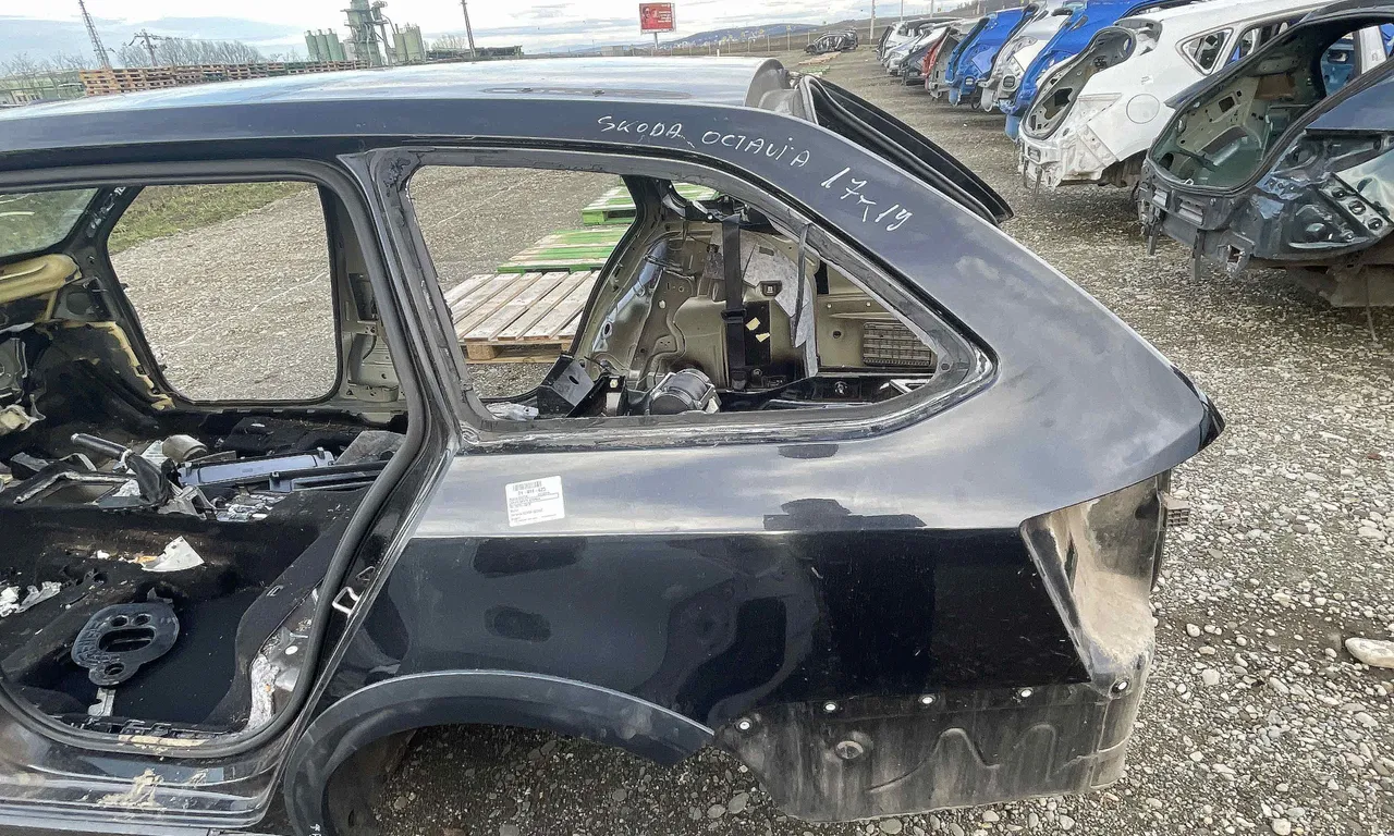 ARIPA SPATE STANGA SKODA OCTAVIA III 2012-2021