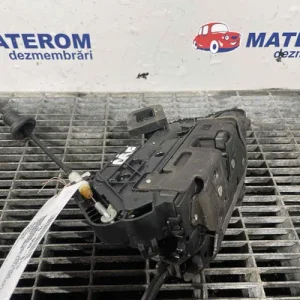 INCUIETOARE USA FATA DREAPTA