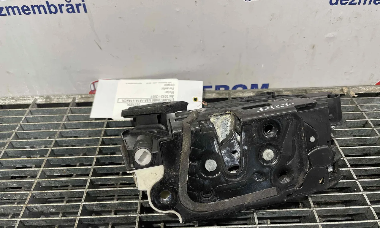 INCUIETOARE USA FATA STANGA SKODA OCTAVIA III 2012-2021