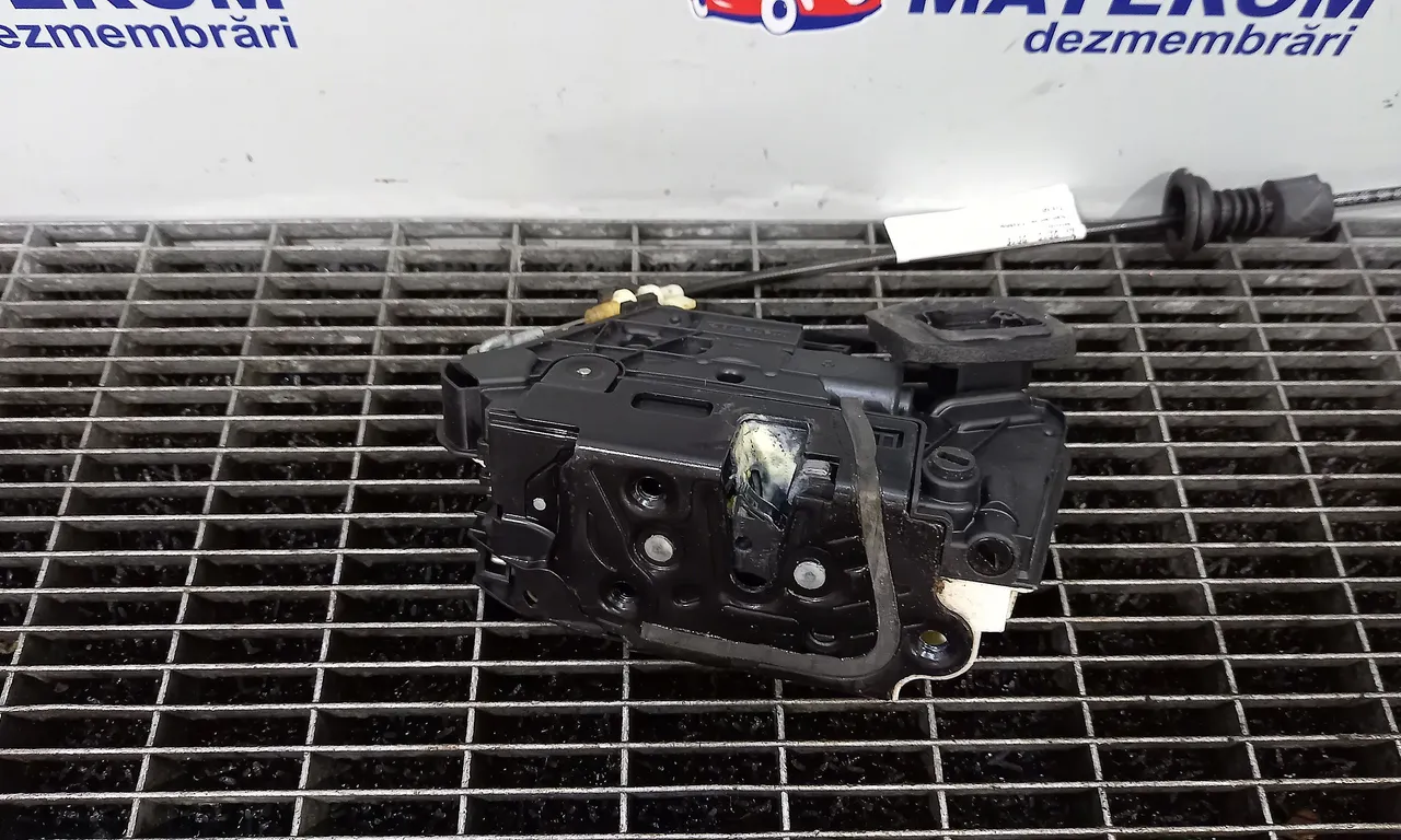 INCUIETOARE USA SPATE DREAPTA SKODA OCTAVIA III 2012-2021