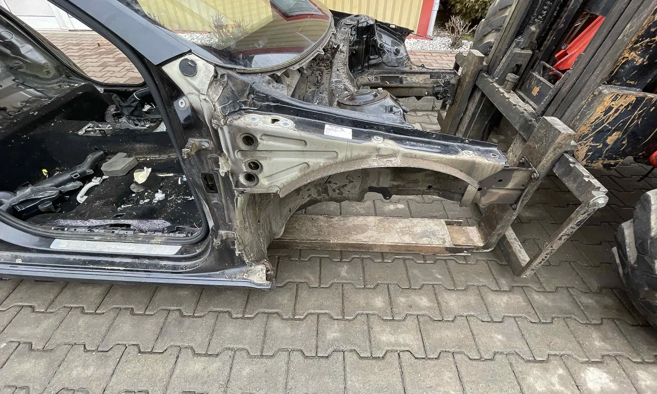 LONJERON DREAPTA SKODA OCTAVIA III 2012-2021