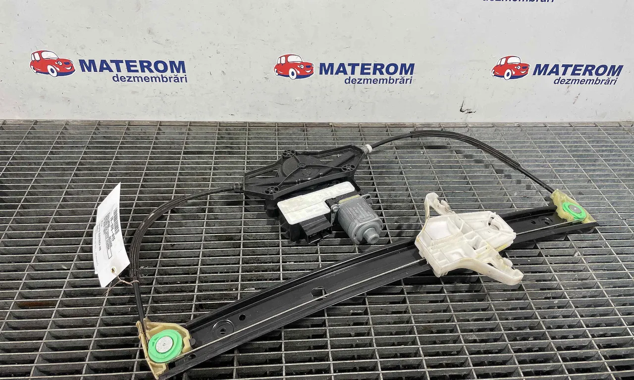 MACARA USA SPATE STANGA SKODA OCTAVIA III 2012-2021