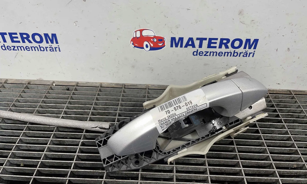 MANER USA FATA DREAPTA SKODA OCTAVIA III 2012-2021