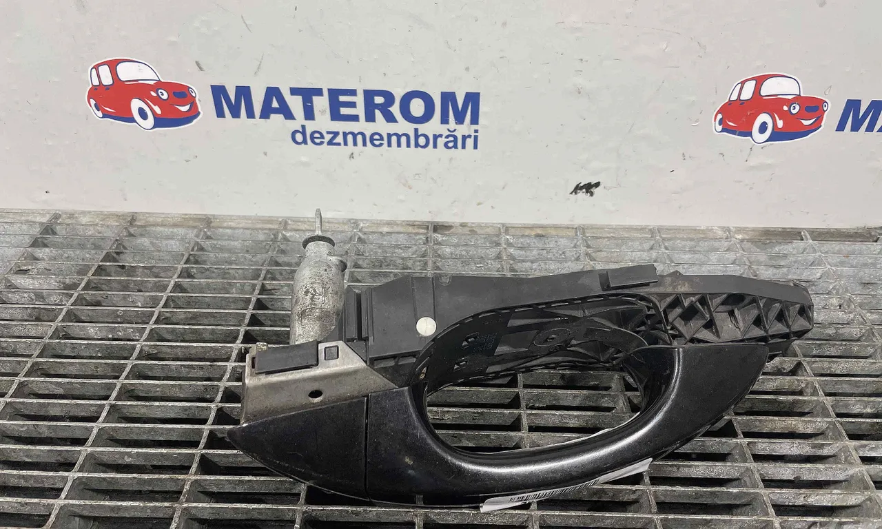 MANER USA FATA DREAPTA SKODA OCTAVIA III 2012-2021