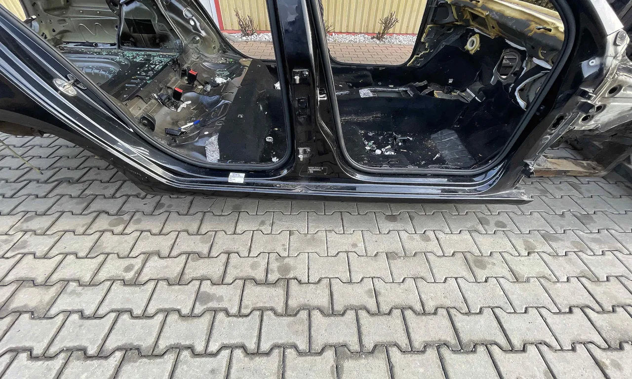PRAG DREAPTA SKODA OCTAVIA III 2012-2021