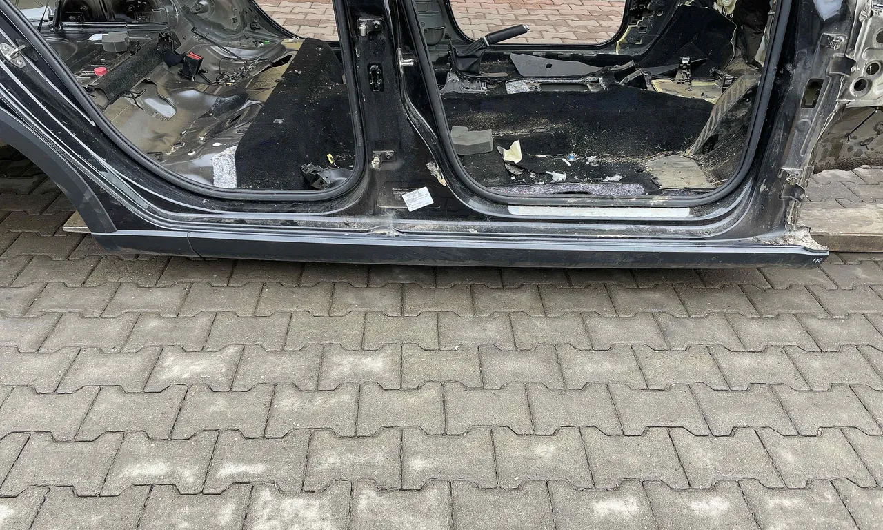 PRAG DREAPTA SKODA OCTAVIA III 2012-2021