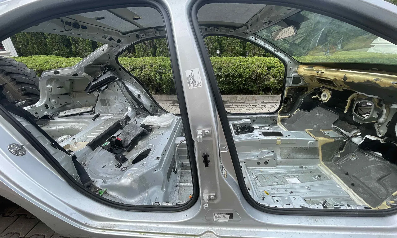 STALP MIJLOC DREAPTA SKODA OCTAVIA III 2012-2021