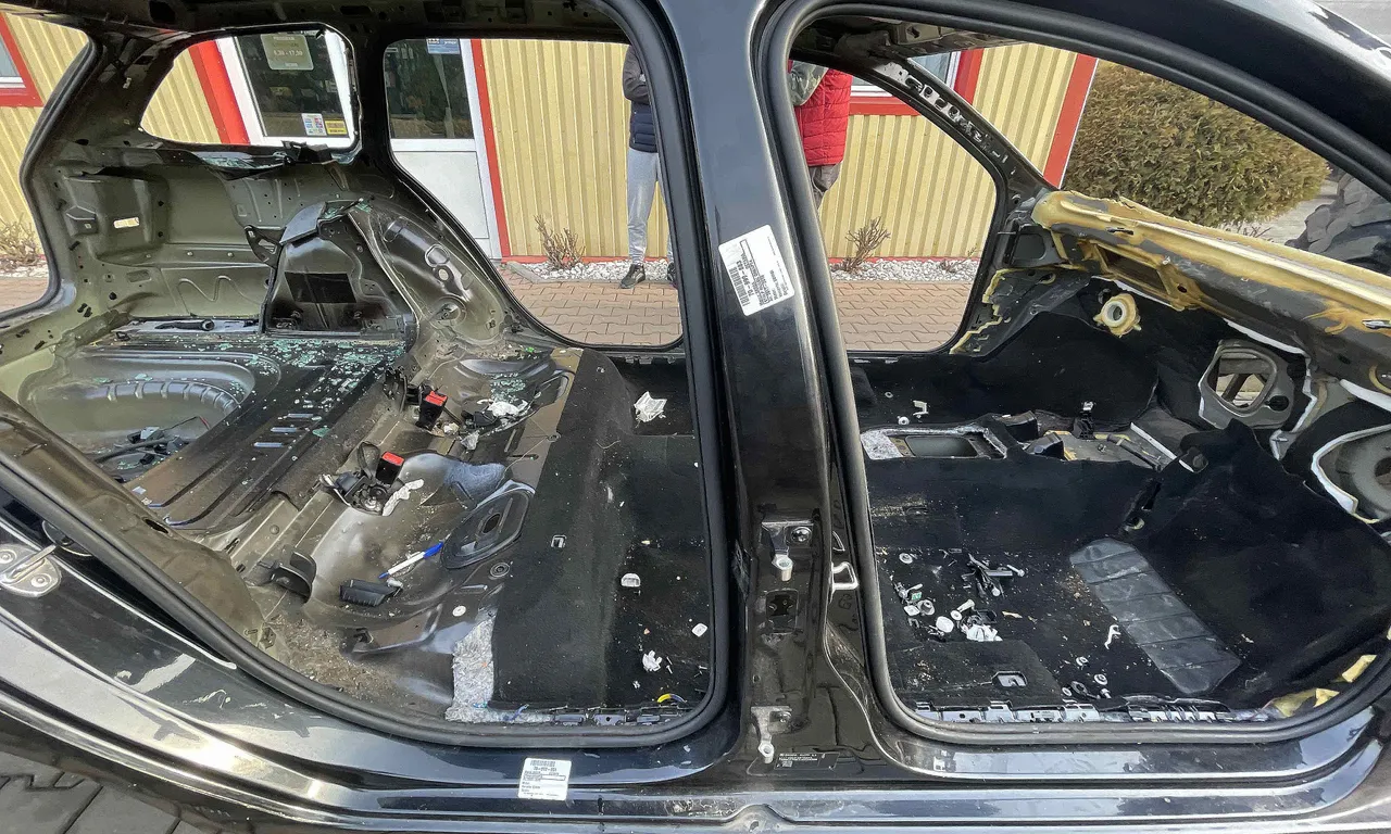 STALP MIJLOC DREAPTA SKODA OCTAVIA III 2012-2021