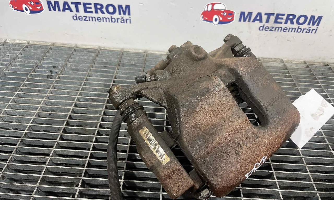 ETRIER FATA DREAPTA SKODA OCTAVIA III 2012-2021
