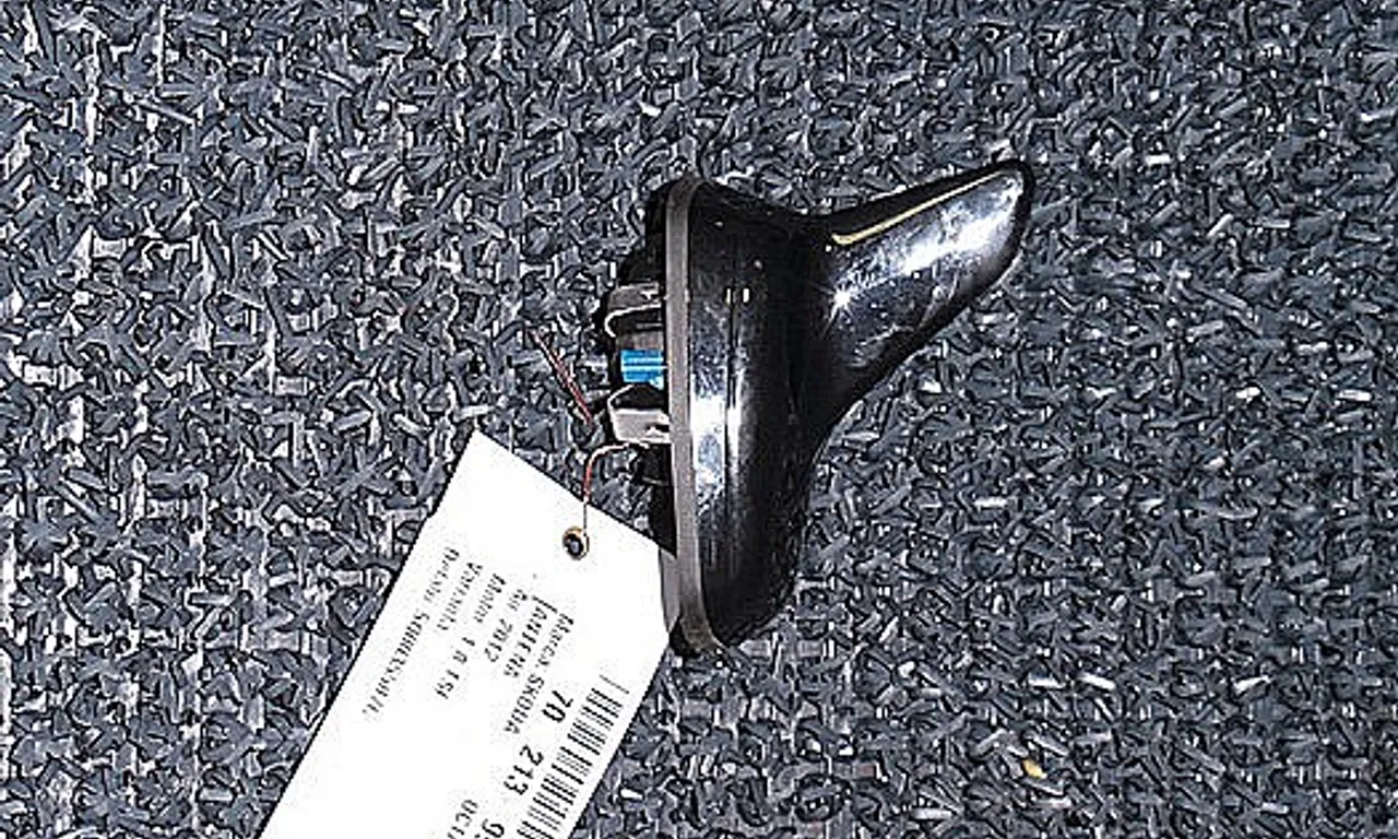 ANTENA SKODA OCTAVIA III 2012-2021