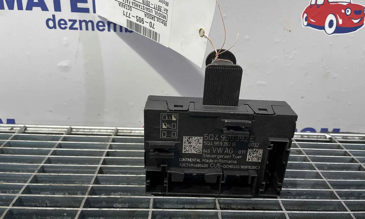 MODUL USA/STANGA FATA SKODA OCTAVIA III 2012-2021