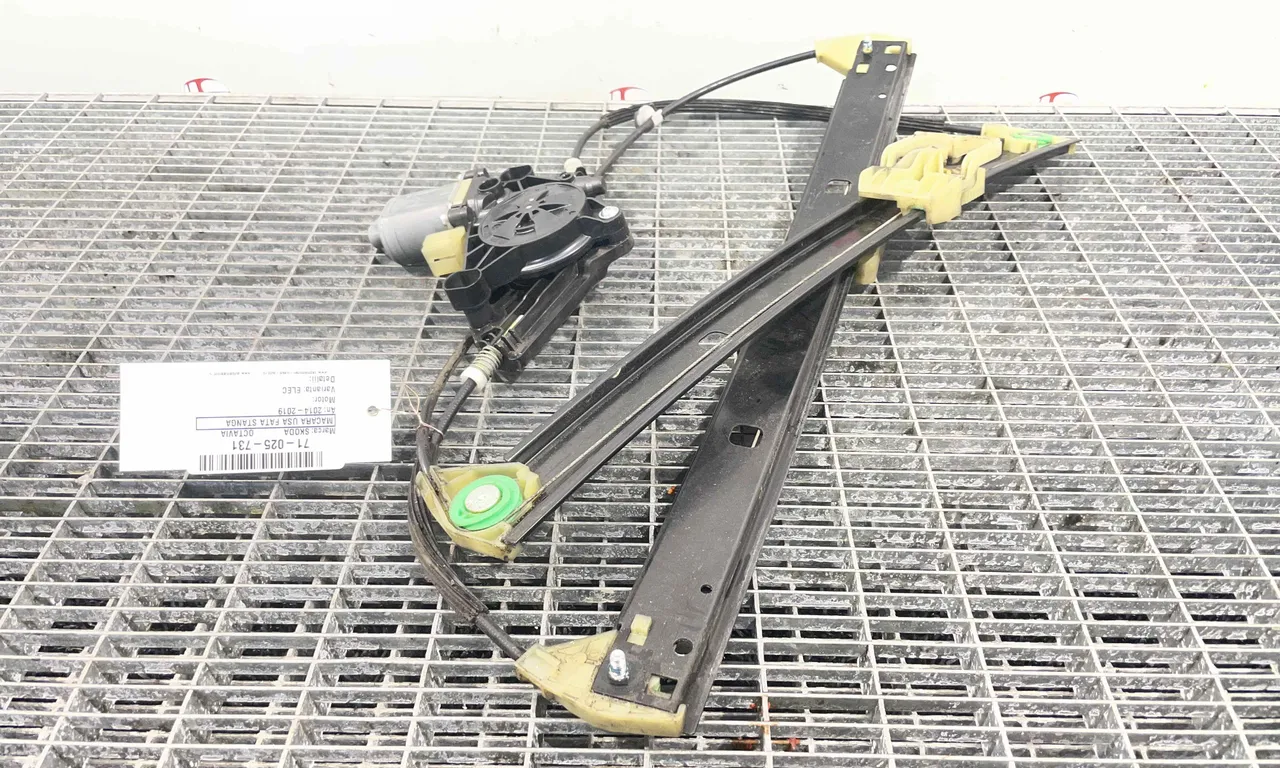 MACARA USA FATA STANGA SKODA OCTAVIA III 2012-2020