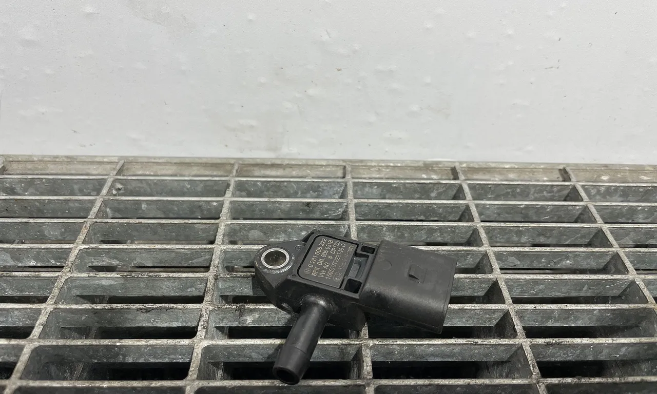 SENZOR FILTRU PARTICULE SKODA OCTAVIA III 2012-2020