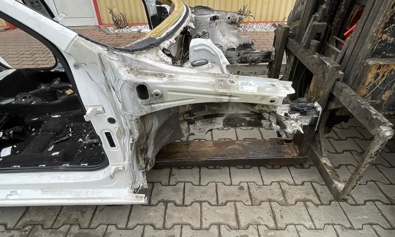 LONJERON DREAPTA SKODA RAPID 2011-2017
