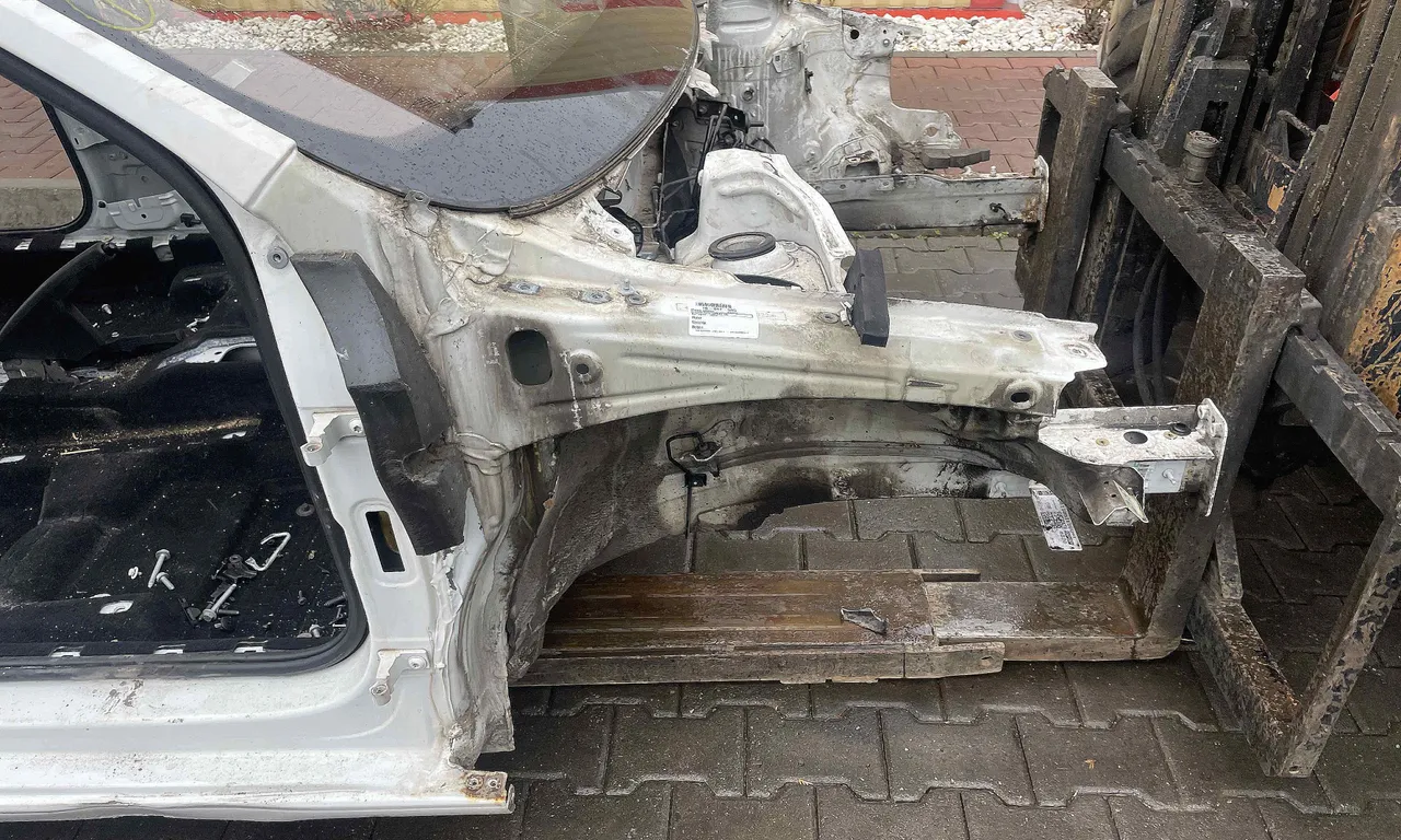 LONJERON DREAPTA SKODA RAPID 2011-2017