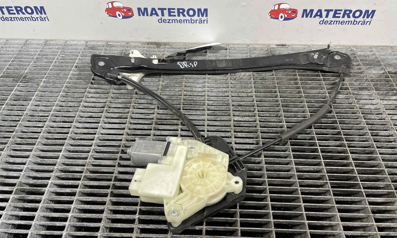 MACARA USA SPATE DREAPTA SKODA RAPID 2011-2017