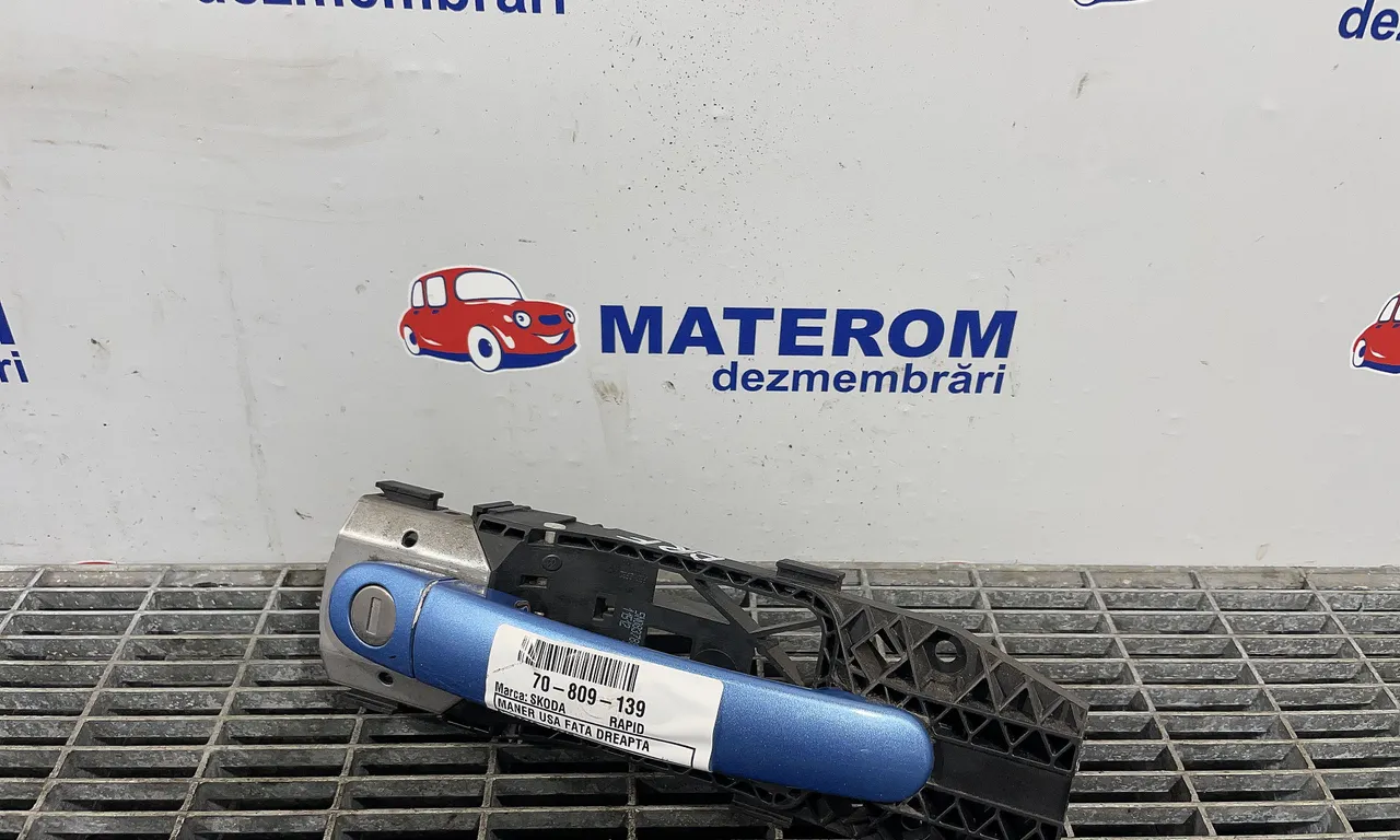 MANER USA FATA DREAPTA SKODA RAPID 2011-2017