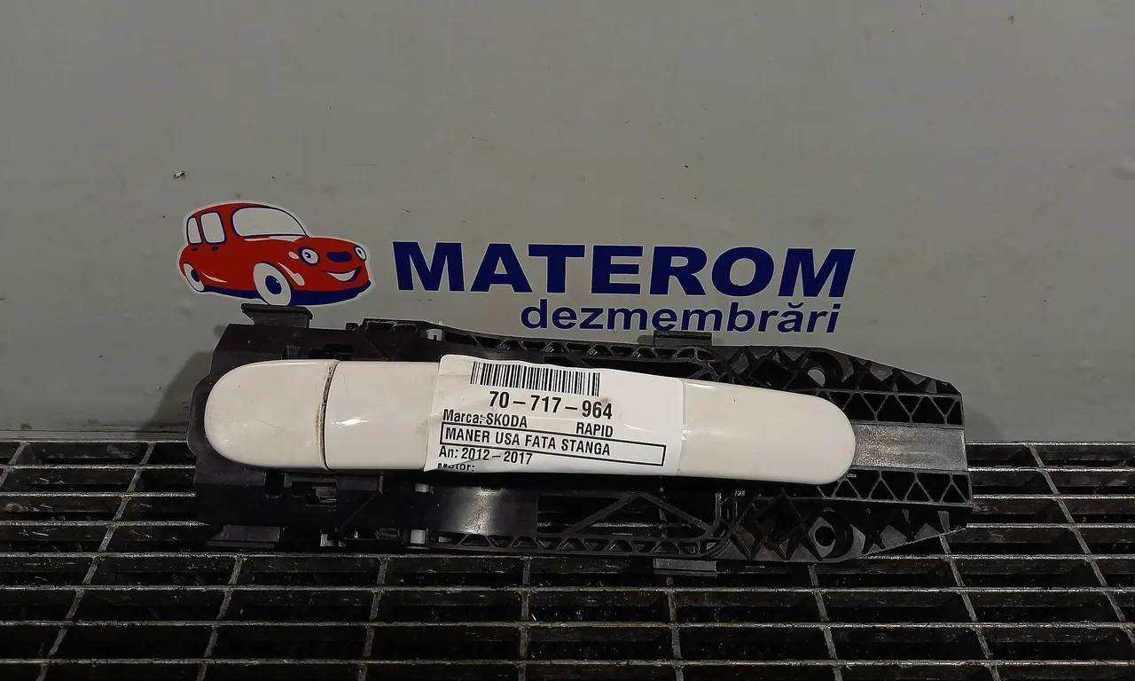 MANER USA FATA STANGA SKODA RAPID 2011-2017
