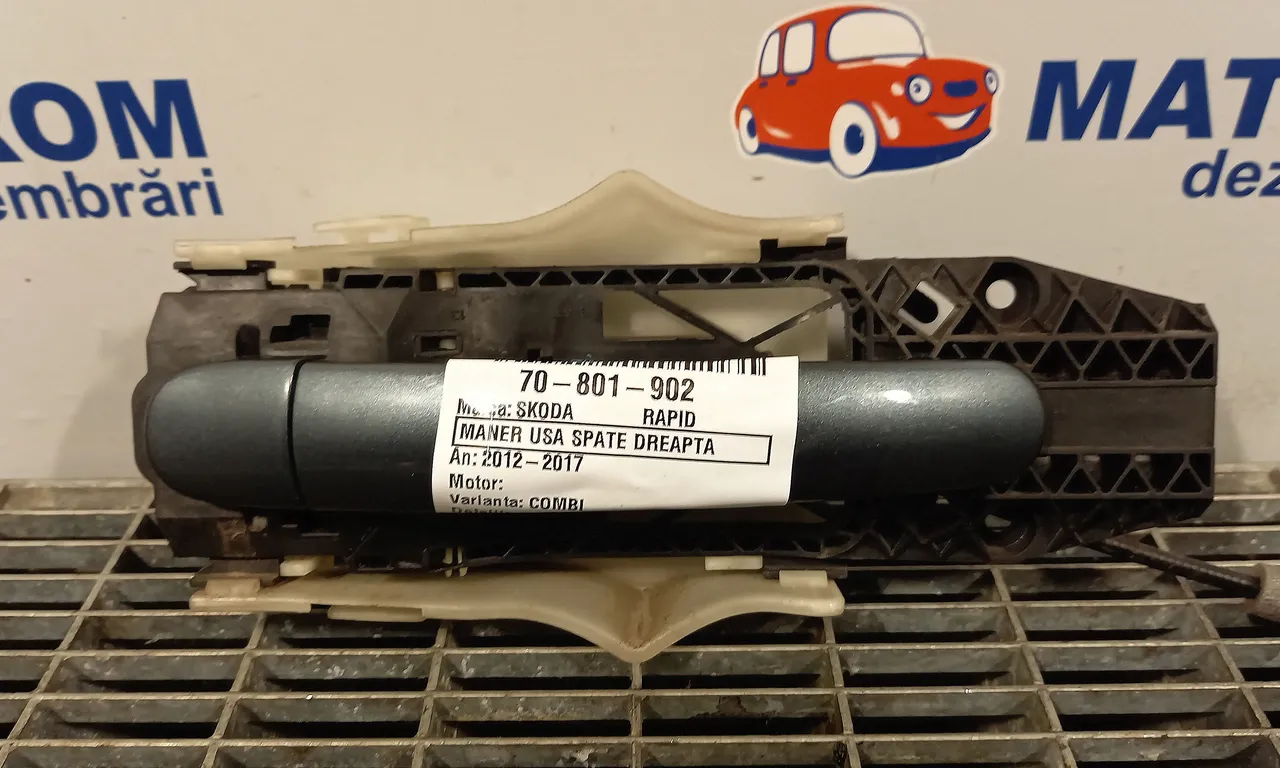 MANER USA SPATE DREAPTA SKODA RAPID 2011-2017