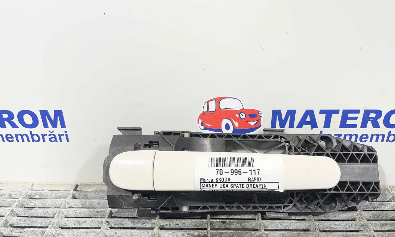 MANER USA SPATE DREAPTA SKODA RAPID 2011-2017