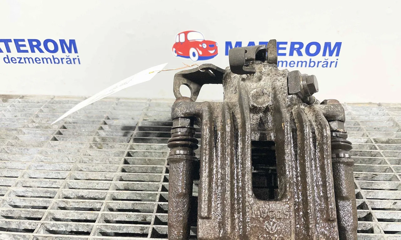 ETRIER SPATE DREAPTA SKODA RAPID 2011-2017