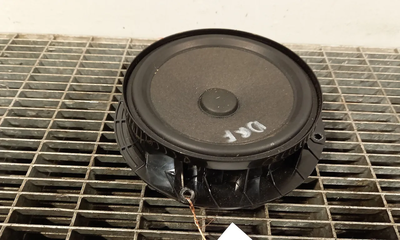 DIFUZOR AUDIO SKODA RAPID 2011-2017