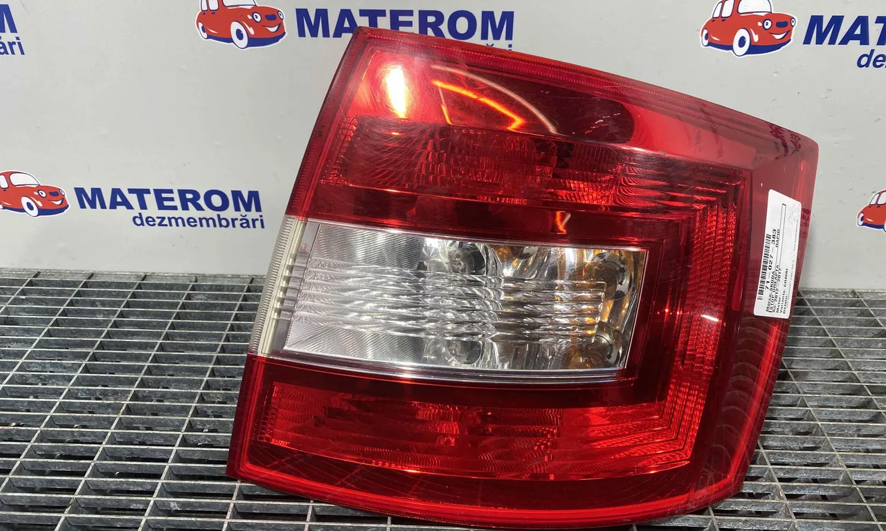 STOP DREAPTA SKODA RAPID 2011-2017