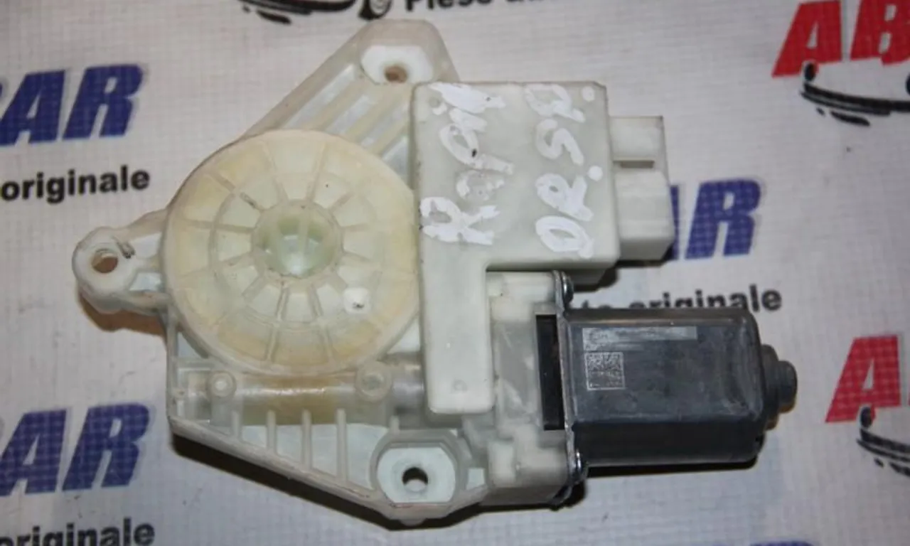 Motoras macara dreapta spate SKODA RAPID 2012-2022