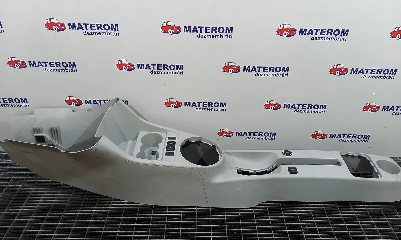 CONSOLA SKODA ROOMSTER 2006-2015