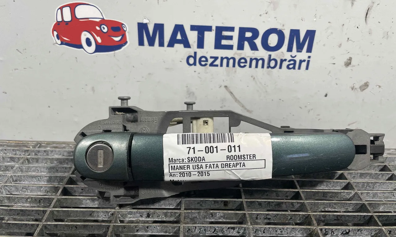 MANER USA FATA DREAPTA SKODA ROOMSTER 2006-2015