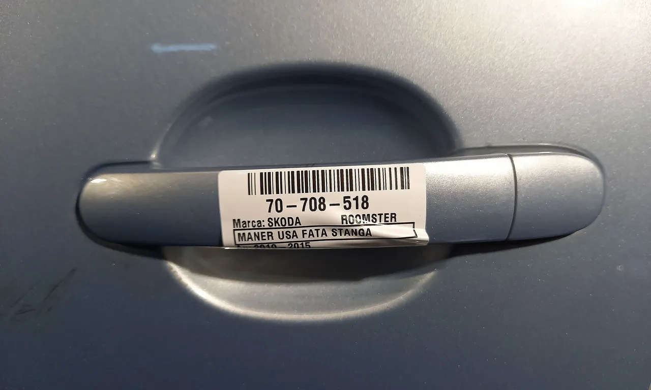 MANER USA FATA STANGA SKODA ROOMSTER 2006-2015