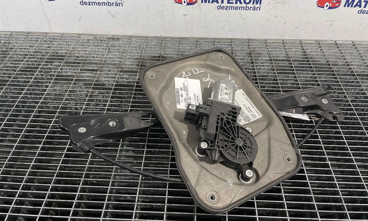 MACARA USA FATA DREAPTA SKODA ROOMSTER Praktik 2007-2015