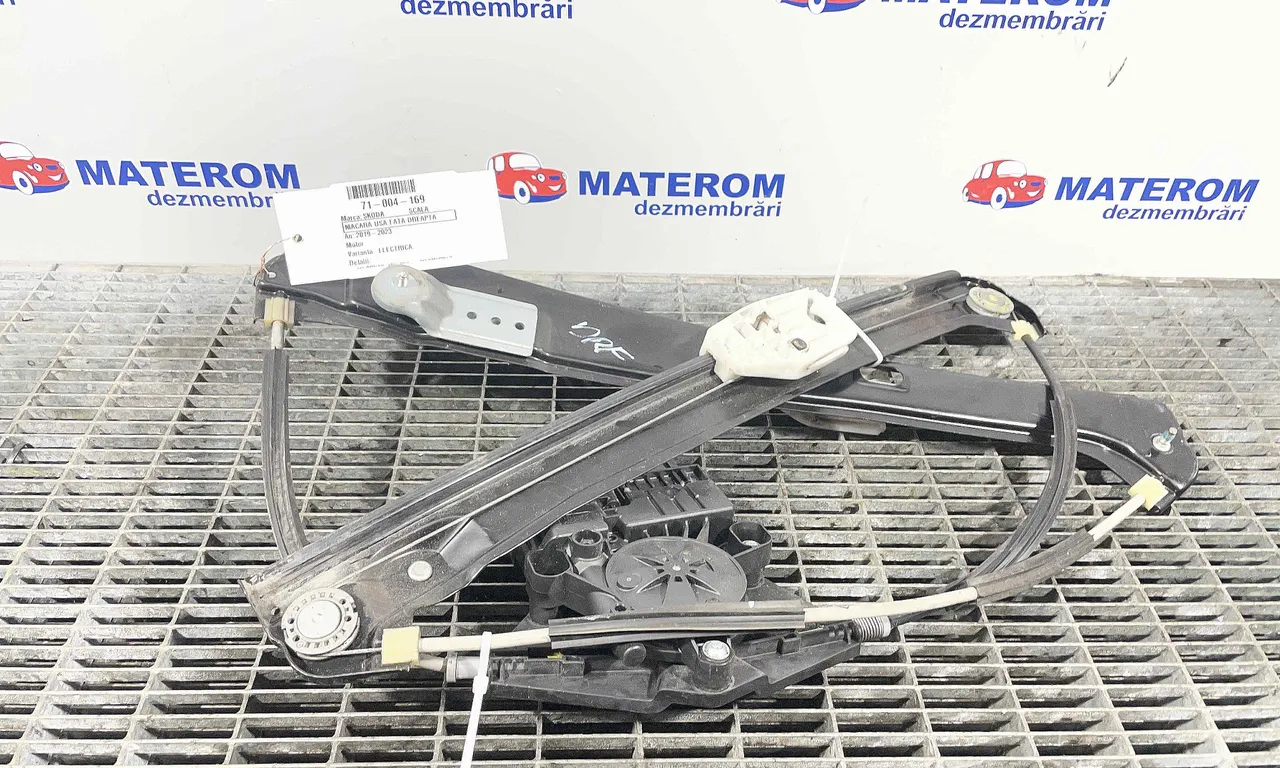 MACARA USA FATA DREAPTA SKODA SCALA 2019-2023