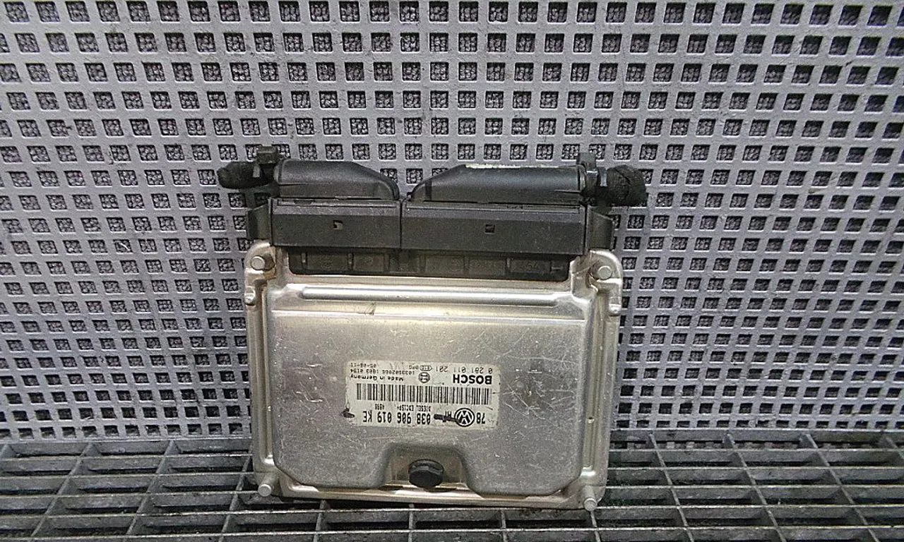 CALCULATOR MOTOR SKODA SUPERB I 2001-2008