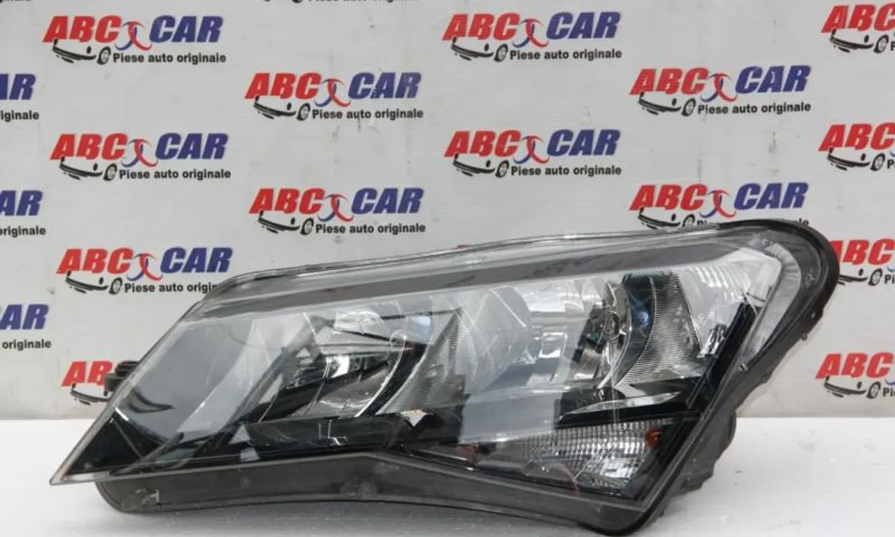 Far stanga SKODA SUPERB I 2001-2008