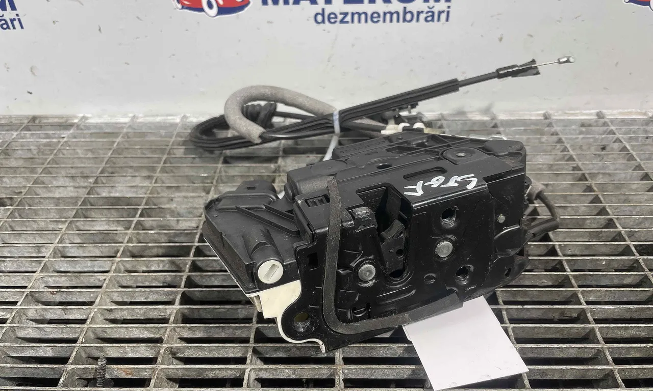 INCUIETOARE USA FATA STANGA SKODA SUPERB II 2008-2015